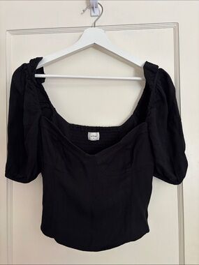 Wilfred Black Puff-Sleeve Heart Neck Blouse